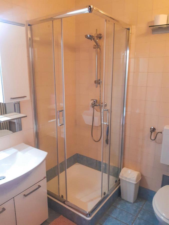 Apartmani Jutro Novalja Luaran gambar