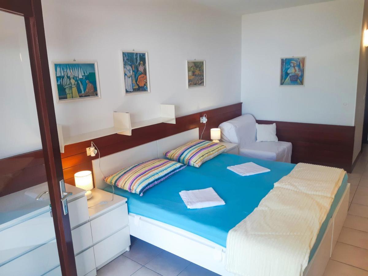 Apartmani Jutro Novalja Luaran gambar